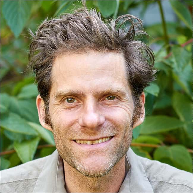 Scott Kloos praises the Evolutionary Herbalism book